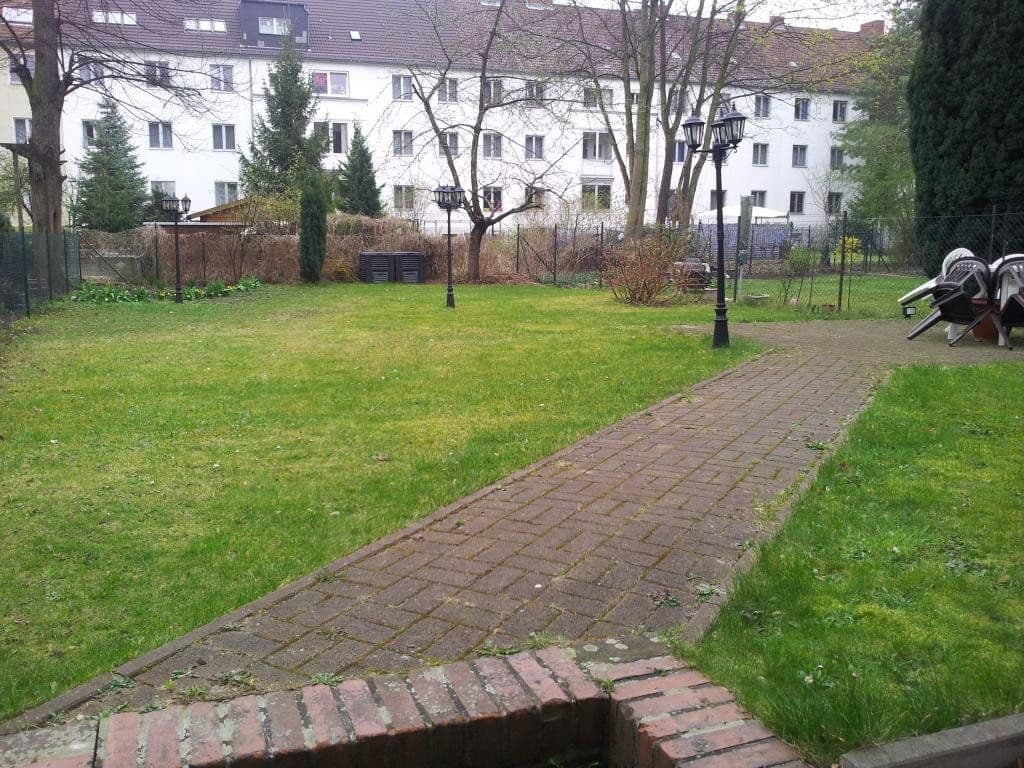Predaj domu 460 m², pozemek 565 m², Aroser Allee 102, Berlin, Berlín Predaj domu 460 m², pozemek 565 m², Aroser Allee 102, Berlin, Berlín