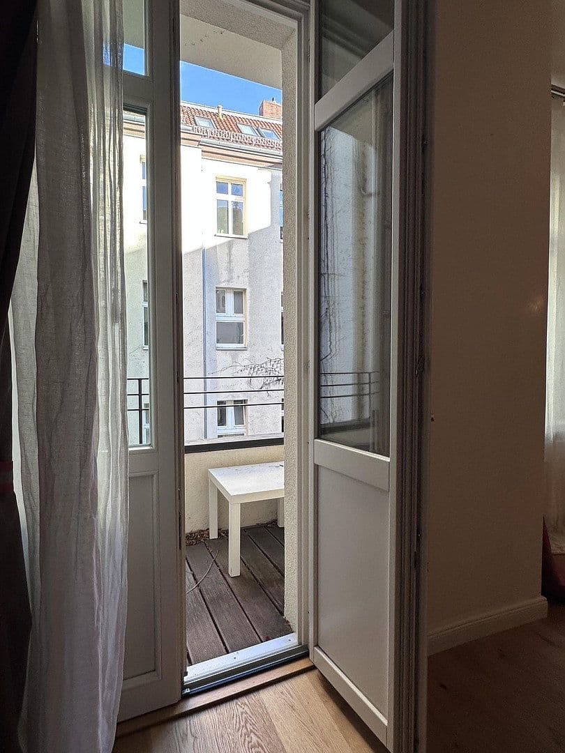Prenájom bytu 1-izbový 58 m², Katzbachstrasse, 17, Berlin, Berlín Prenájom bytu 1-izbový 58 m², Katzbachstrasse, 17, Berlin, Berlín