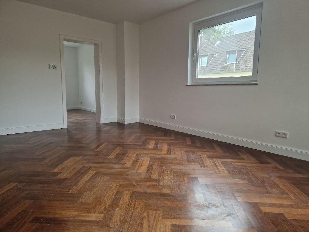 Prenájom bytu 3-izbový 62 m², Düsseldorf, Severné Porýnie - Westfálsko Prenájom bytu 3-izbový 62 m², Düsseldorf, Severné Porýnie - Westfálsko