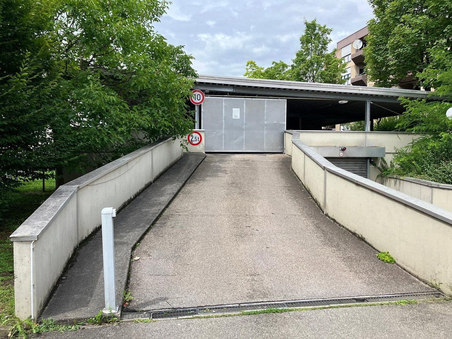 Prenájom bytu 2-izbový 55 m², Konstanz, Bádensko-Wurttembersko Prenájom bytu 2-izbový 55 m², Konstanz, Bádensko-Wurttembersko