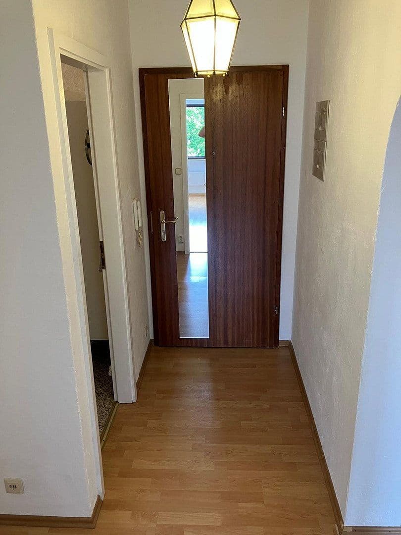 Prenájom bytu 2-izbový 55 m², Konstanz, Bádensko-Wurttembersko Prenájom bytu 2-izbový 55 m², Konstanz, Bádensko-Wurttembersko