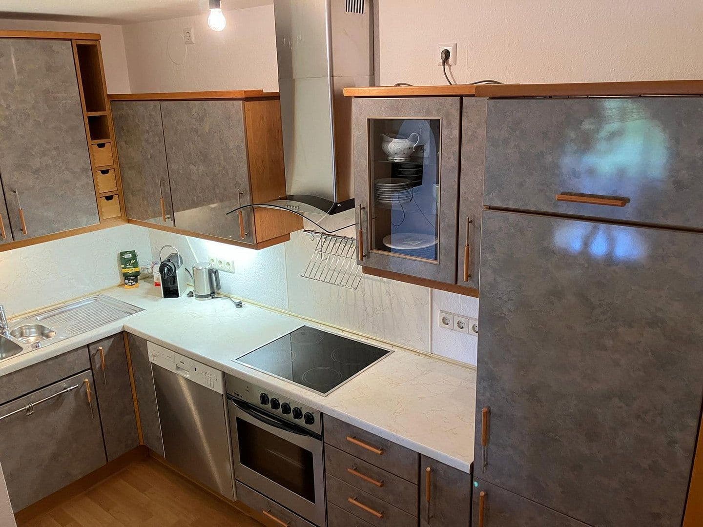 Prenájom bytu 2-izbový 55 m², Konstanz, Bádensko-Wurttembersko Prenájom bytu 2-izbový 55 m², Konstanz, Bádensko-Wurttembersko