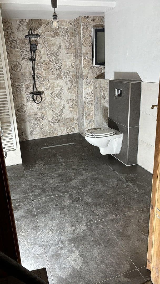 Predaj domu 210 m², pozemek 517 m², Treuchtlingen, Bavorsko Predaj domu 210 m², pozemek 517 m², Treuchtlingen, Bavorsko