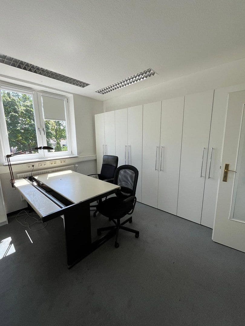 Prenájom kancelárie 12 m², Südring 3c, Wentorf bei Hamburg, Šlezvicko-Holštajnsko Prenájom kancelárie 12 m², Südring 3c, Wentorf bei Hamburg, Šlezvicko-Holštajnsko