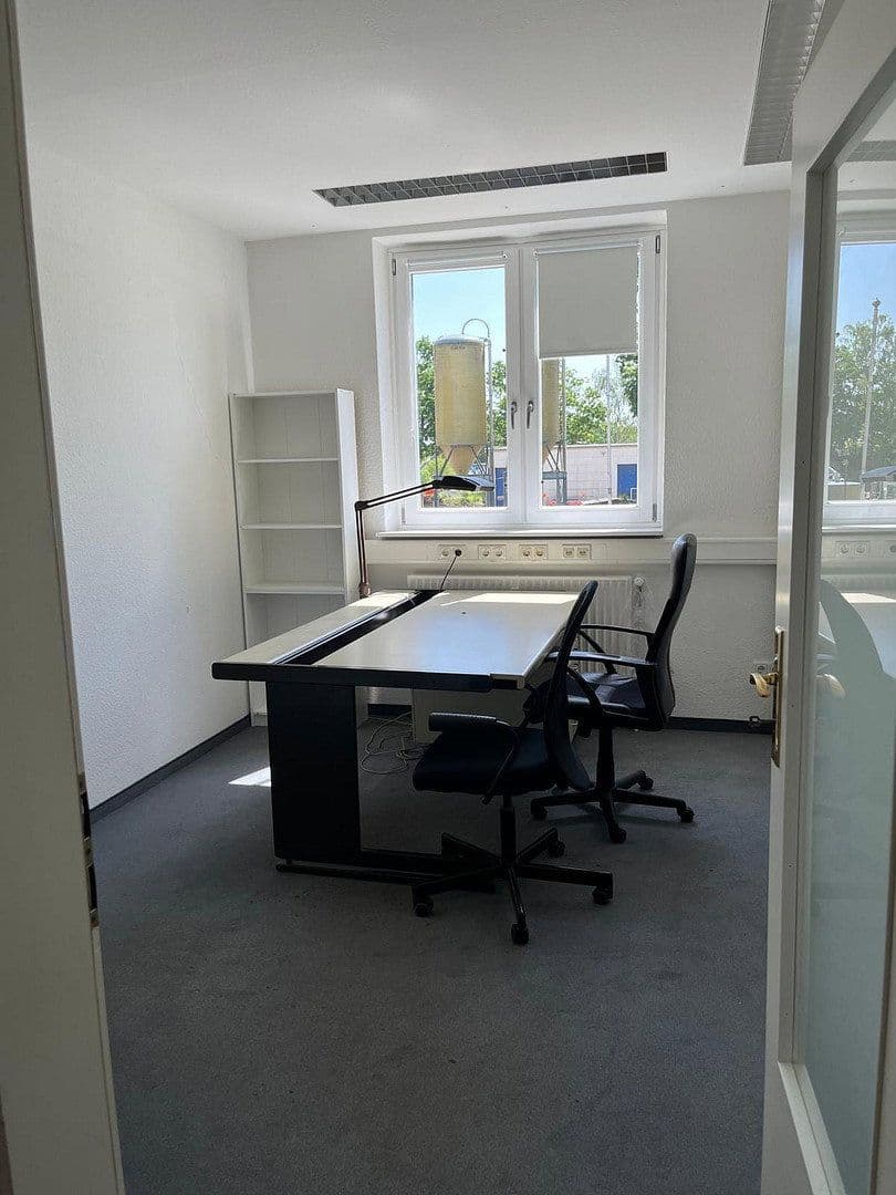 Prenájom kancelárie 12 m², Südring 3c, Wentorf bei Hamburg, Šlezvicko-Holštajnsko Prenájom kancelárie 12 m², Südring 3c, Wentorf bei Hamburg, Šlezvicko-Holštajnsko