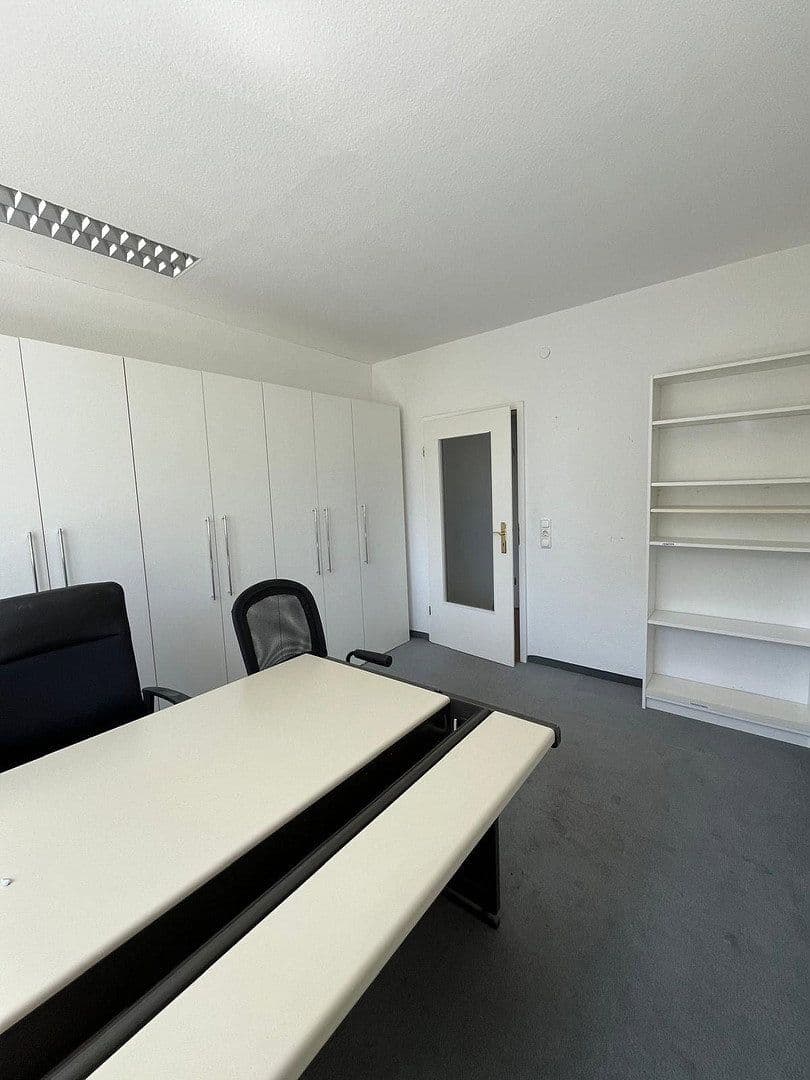 Prenájom kancelárie 12 m², Südring 3c, Wentorf bei Hamburg, Šlezvicko-Holštajnsko Prenájom kancelárie 12 m², Südring 3c, Wentorf bei Hamburg, Šlezvicko-Holštajnsko