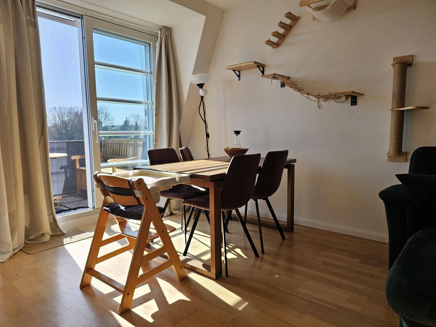 Predaj bytu 4-izbový 94 m², Kölner Str. 7D, Frechen, Severné Porýnie - Westfálsko Predaj bytu 4-izbový 94 m², Kölner Str. 7D, Frechen, Severné Porýnie - Westfálsko