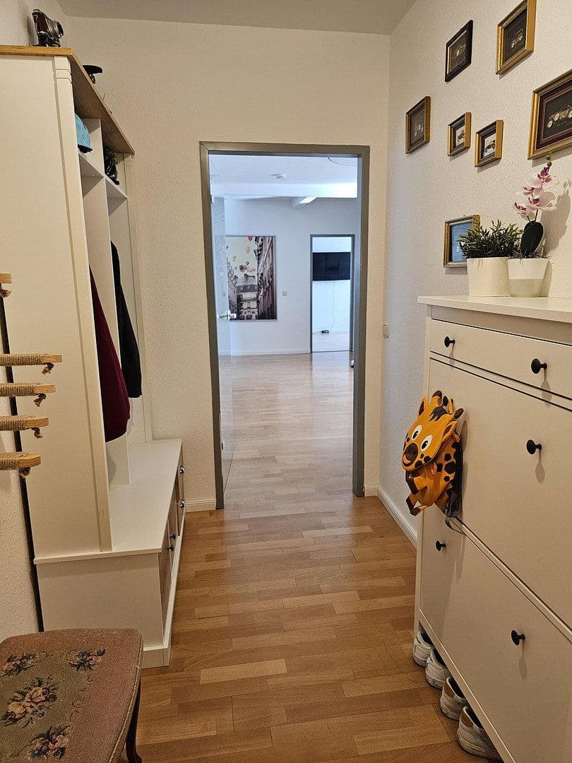 Predaj bytu 4-izbový 94 m², Kölner Str. 7D, Frechen, Severné Porýnie - Westfálsko Predaj bytu 4-izbový 94 m², Kölner Str. 7D, Frechen, Severné Porýnie - Westfálsko