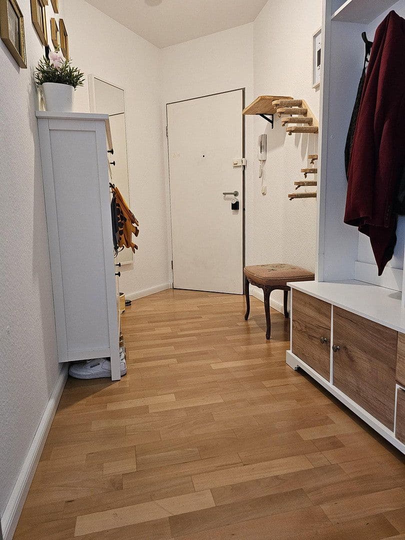 Predaj bytu 4-izbový 94 m², Kölner Str. 7D, Frechen, Severné Porýnie - Westfálsko Predaj bytu 4-izbový 94 m², Kölner Str. 7D, Frechen, Severné Porýnie - Westfálsko