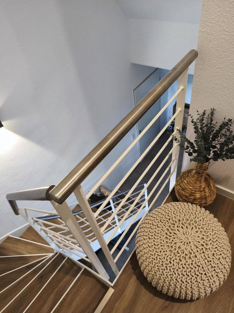 Prenájom bytu 3-izbový 95 m², Wichernstr. 8, Neuenkirchen, Severné Porýnie - Westfálsko Prenájom bytu 3-izbový 95 m², Wichernstr. 8, Neuenkirchen, Severné Porýnie - Westfálsko
