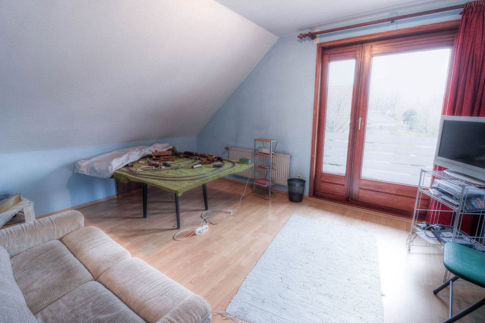 Predaj domu 177 m², pozemek 577 m², Martin-Luther-Straße 6a, Sittensen, Dolné Sasko Predaj domu 177 m², pozemek 577 m², Martin-Luther-Straße 6a, Sittensen, Dolné Sasko