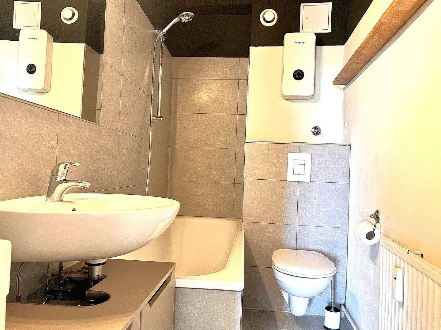 Predaj bytu 2-izbový 65 m², Berlin, Berlín Predaj bytu 2-izbový 65 m², Berlin, Berlín
