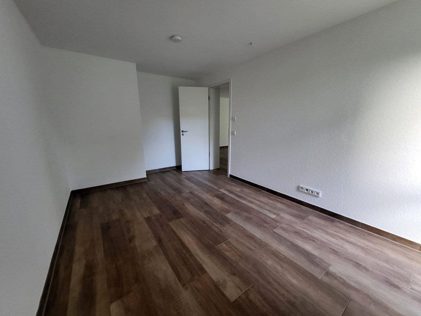 Prenájom bytu 3-izbový 75 m², Friedrichstraße 25c, Hanau, Hesensko Prenájom bytu 3-izbový 75 m², Friedrichstraße 25c, Hanau, Hesensko