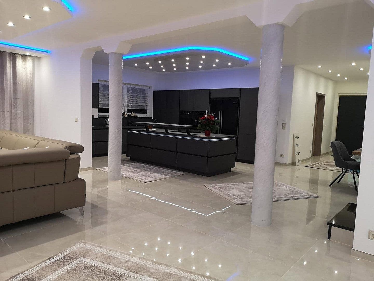 Predaj domu 275 m², pozemek 2.263 m², Simbach, Bavorsko Predaj domu 275 m², pozemek 2.263 m², Simbach, Bavorsko