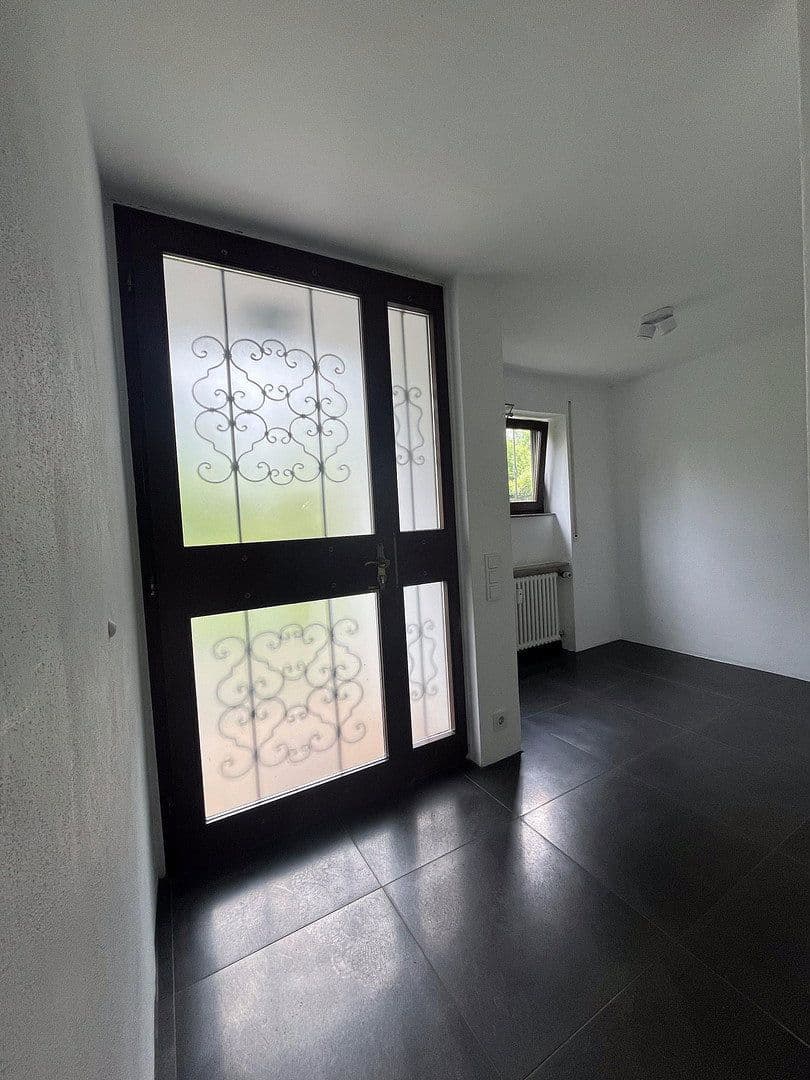 Prenájom domu 183 m², pozemek 762 m², Am Bismarckturm 62, Stuttgart, Bádensko-Wurttembersko Prenájom domu 183 m², pozemek 762 m², Am Bismarckturm 62, Stuttgart, Bádensko-Wurttembersko