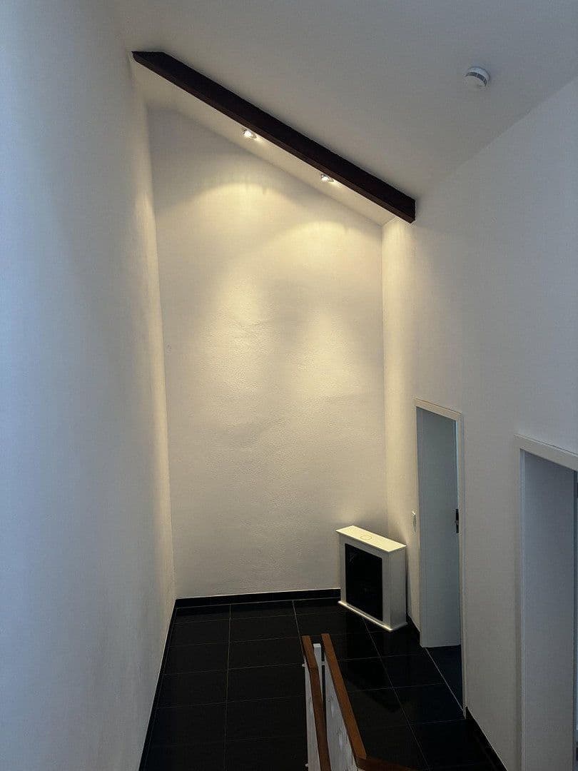 Prenájom domu 183 m², pozemek 762 m², Am Bismarckturm 62, Stuttgart, Bádensko-Wurttembersko Prenájom domu 183 m², pozemek 762 m², Am Bismarckturm 62, Stuttgart, Bádensko-Wurttembersko