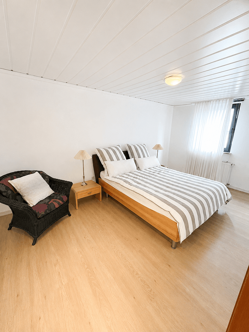 Prenájom bytu 4-izbový 89 m², Weilerswist, Severné Porýnie - Westfálsko Prenájom bytu 4-izbový 89 m², Weilerswist, Severné Porýnie - Westfálsko
