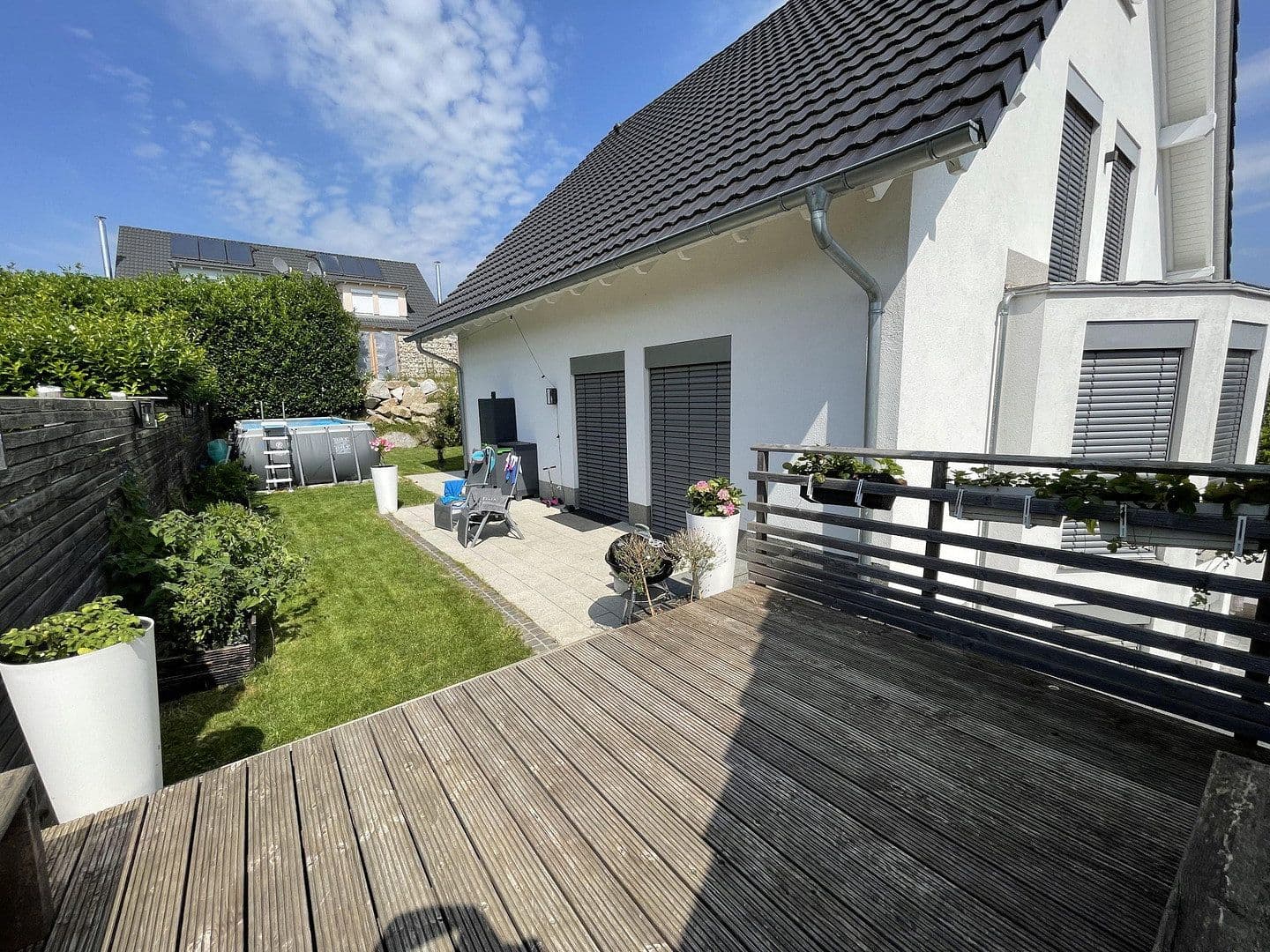Predaj domu 268 m², pozemek 525 m², Am Erlenbuck 17, Müllheim im Markgräflerland, Bádensko-Wurttembersko Predaj domu 268 m², pozemek 525 m², Am Erlenbuck 17, Müllheim im Markgräflerland, Bádensko-Wurttembersko