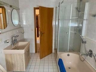 Predaj domu 503 m², pozemek 872 m², Achern, Bádensko-Wurttembersko Predaj domu 503 m², pozemek 872 m², Achern, Bádensko-Wurttembersko