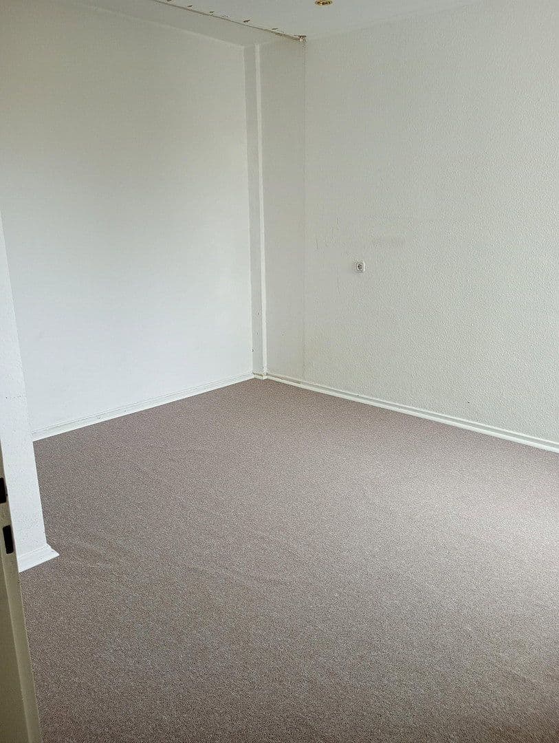 Prenájom bytu 4-izbový 121 m², Köln, Severné Porýnie - Westfálsko Prenájom bytu 4-izbový 121 m², Köln, Severné Porýnie - Westfálsko