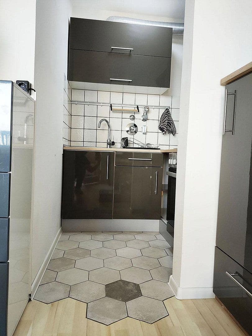 Prenájom bytu 1-izbový 32 m², Sindelfingen, Bádensko-Wurttembersko Prenájom bytu 1-izbový 32 m², Sindelfingen, Bádensko-Wurttembersko