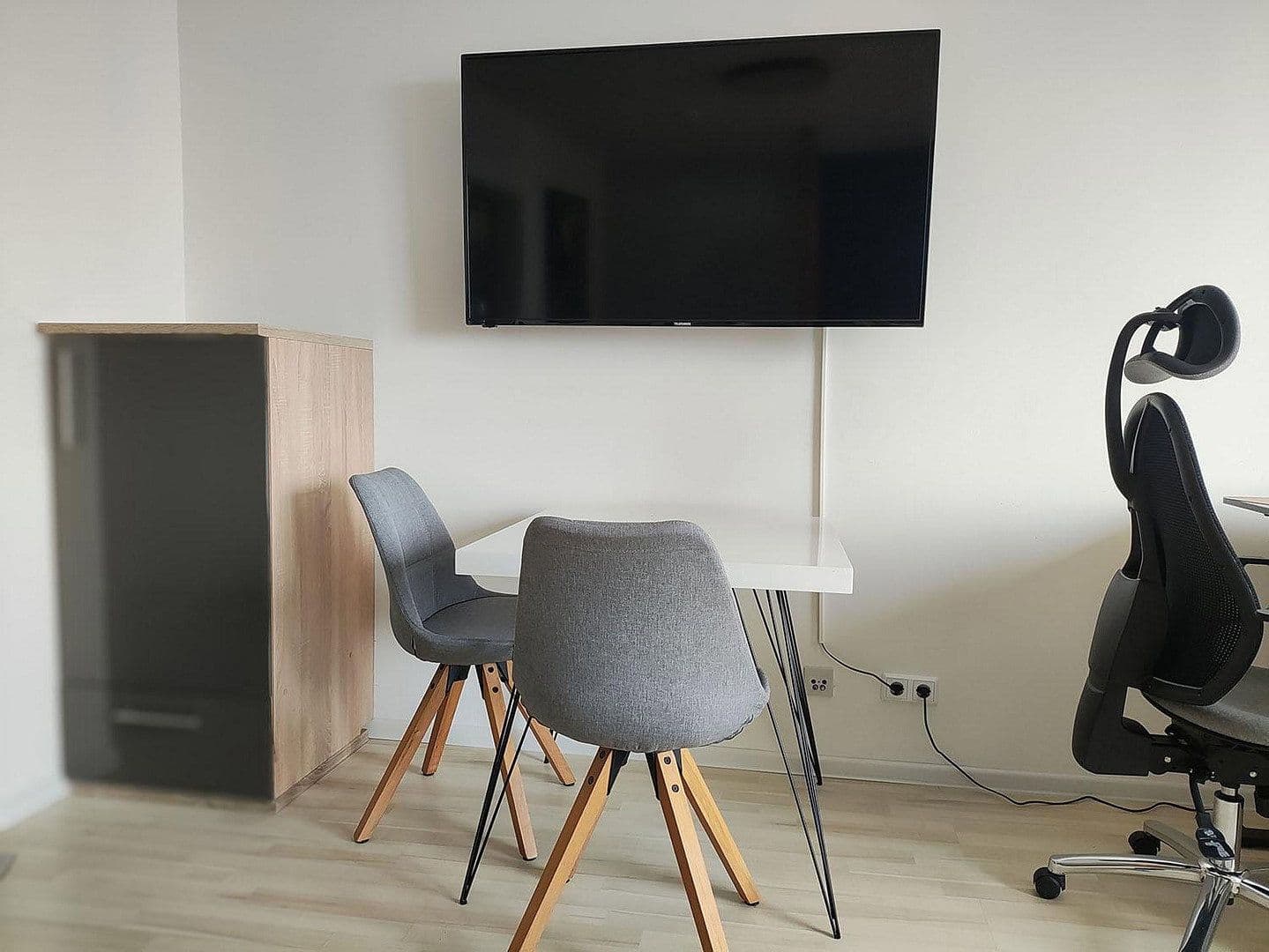 Prenájom bytu 1-izbový 32 m², Sindelfingen, Bádensko-Wurttembersko Prenájom bytu 1-izbový 32 m², Sindelfingen, Bádensko-Wurttembersko