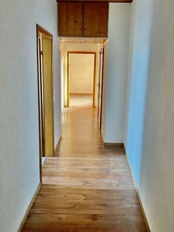 Prenájom bytu 3-izbový 70 m², Düsseldorf, Severné Porýnie - Westfálsko Prenájom bytu 3-izbový 70 m², Düsseldorf, Severné Porýnie - Westfálsko