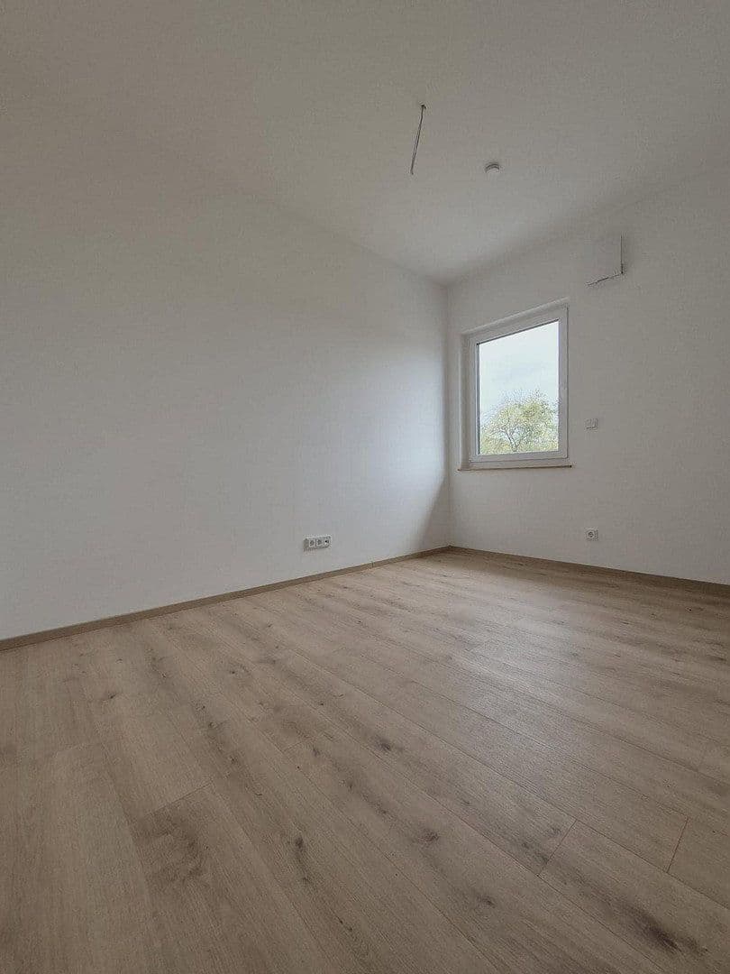 Prenájom bytu 3-izbový 85 m², Kirchroth, Bavorsko Prenájom bytu 3-izbový 85 m², Kirchroth, Bavorsko