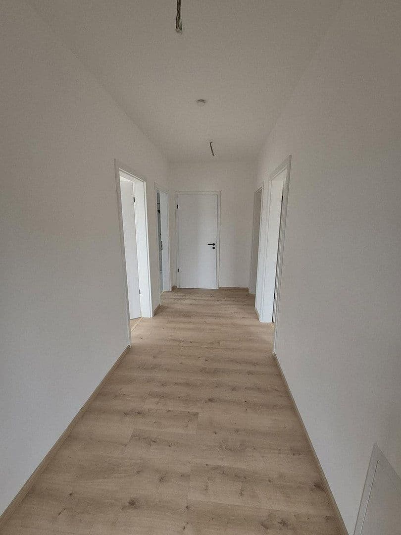 Prenájom bytu 3-izbový 85 m², Kirchroth, Bavorsko Prenájom bytu 3-izbový 85 m², Kirchroth, Bavorsko