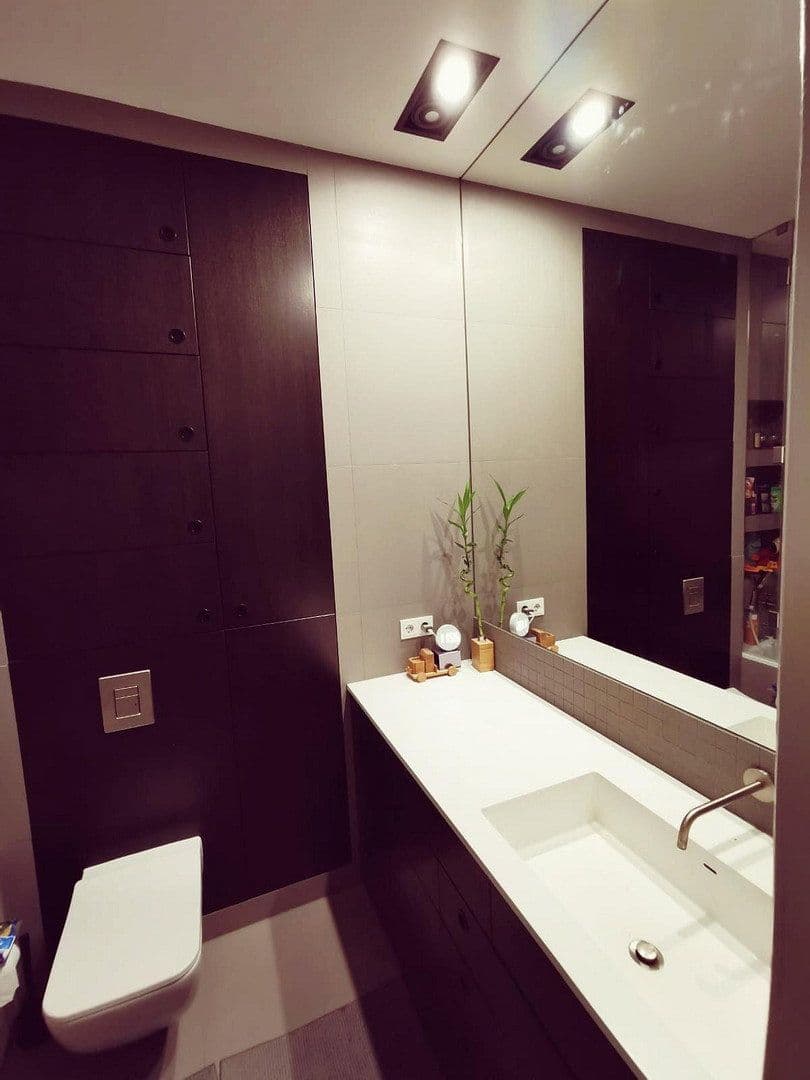 Predaj bytu 4-izbový 93 m², Berlin, Berlín Predaj bytu 4-izbový 93 m², Berlin, Berlín