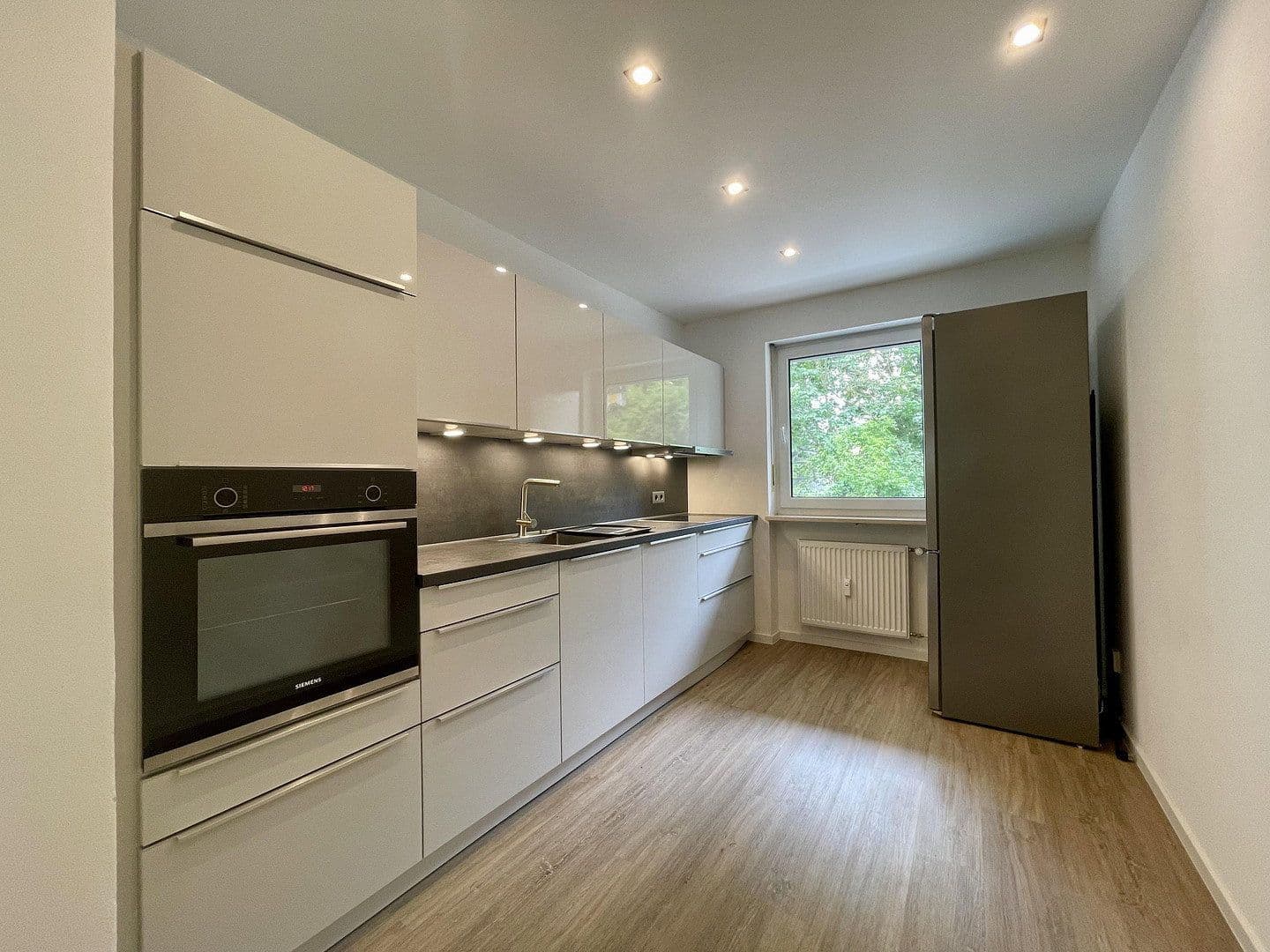 Prenájom bytu 2-izbový 67 m², Donaustaufer Str. 12b, Regensburg, Bavorsko Prenájom bytu 2-izbový 67 m², Donaustaufer Str. 12b, Regensburg, Bavorsko