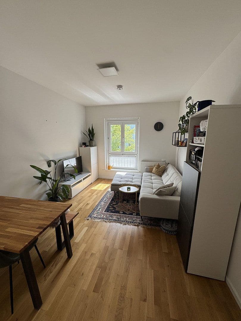 Predaj bytu 2-izbový 48 m², Berlin, Berlín Predaj bytu 2-izbový 48 m², Berlin, Berlín