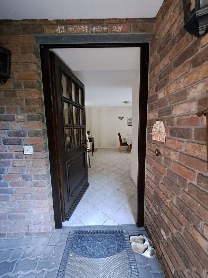 Predaj bytu 3-izbový 105 m², Duisburg, Severné Porýnie - Westfálsko Predaj bytu 3-izbový 105 m², Duisburg, Severné Porýnie - Westfálsko