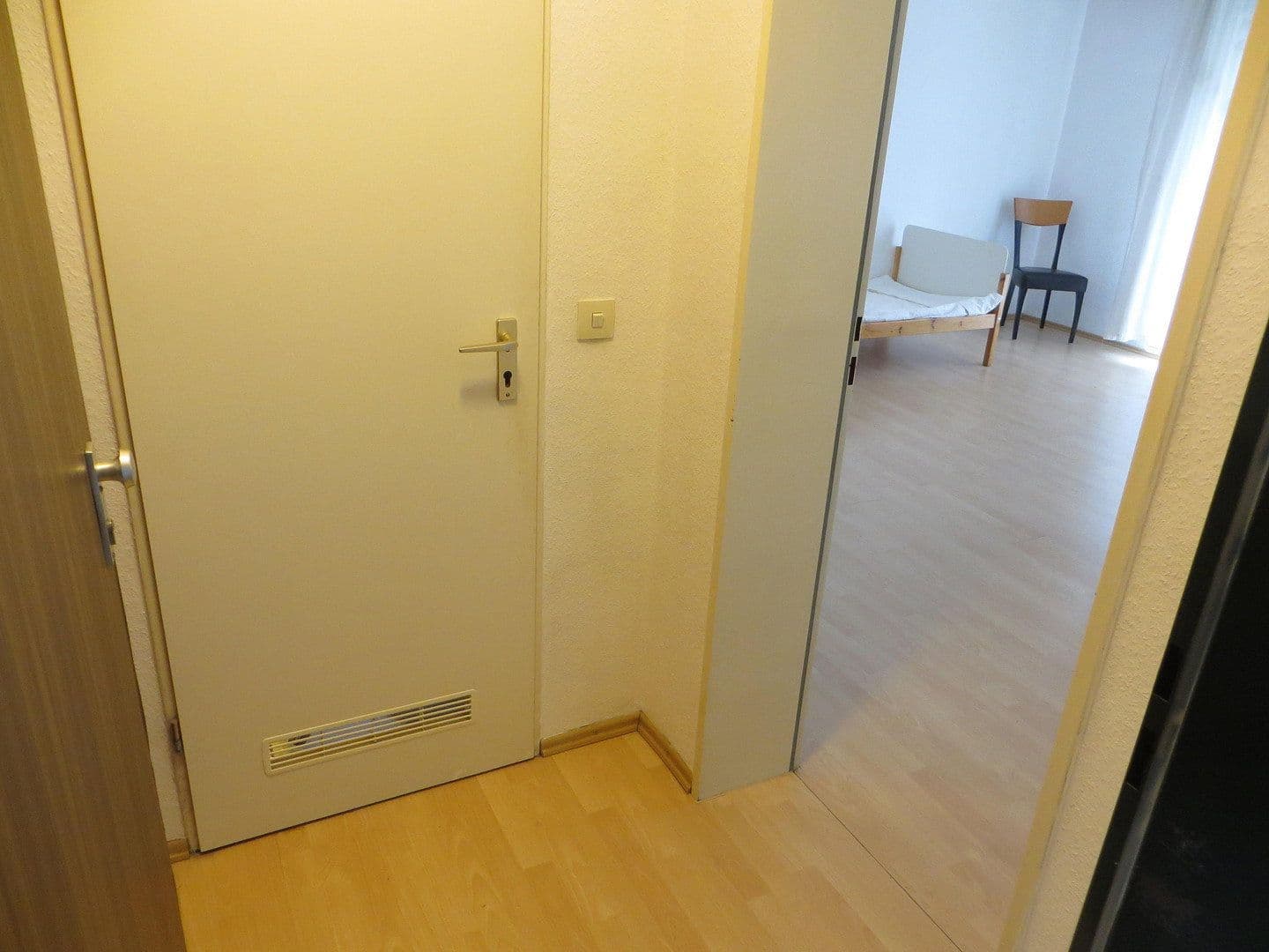 Prenájom bytu 1-izbový 34 m², Holzgartenstr. 34, Nürnberg, Bavorsko Prenájom bytu 1-izbový 34 m², Holzgartenstr. 34, Nürnberg, Bavorsko