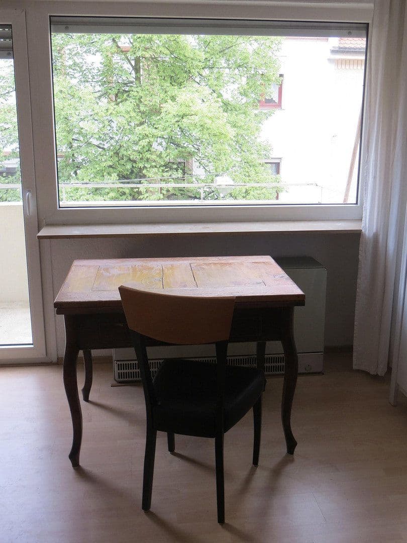Prenájom bytu 1-izbový 34 m², Holzgartenstr. 34, Nürnberg, Bavorsko Prenájom bytu 1-izbový 34 m², Holzgartenstr. 34, Nürnberg, Bavorsko
