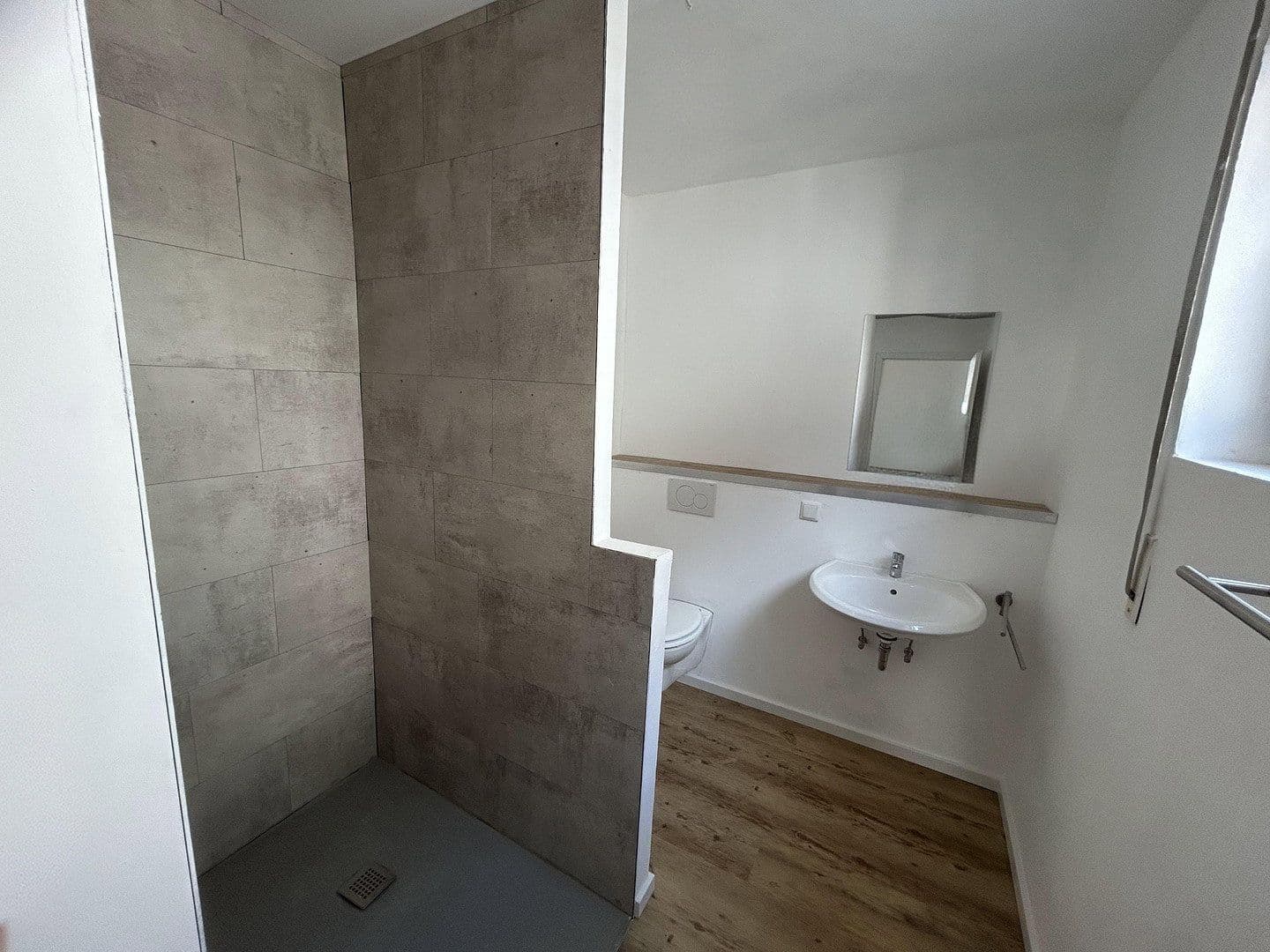 Prenájom bytu 1-izbový 24 m², Bergstraße 36, Pfungstadt, Hesensko Prenájom bytu 1-izbový 24 m², Bergstraße 36, Pfungstadt, Hesensko