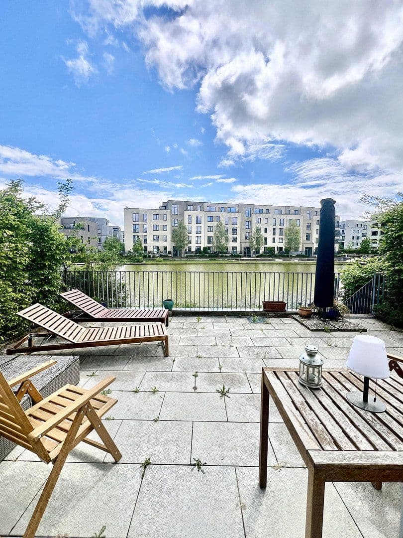 Predaj bytu 5-izbový 143 m², Berlin, Berlín Predaj bytu 5-izbový 143 m², Berlin, Berlín