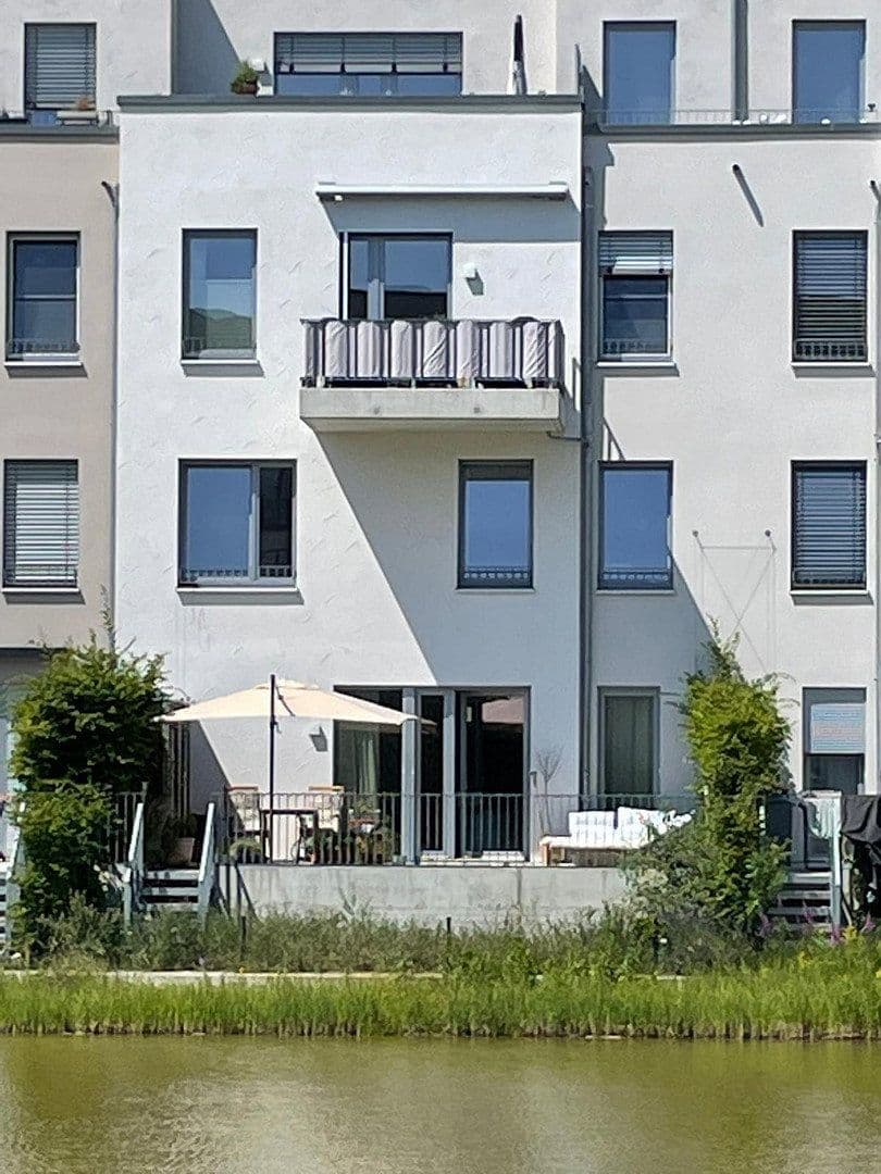 Predaj bytu 5-izbový 143 m², Berlin, Berlín Predaj bytu 5-izbový 143 m², Berlin, Berlín