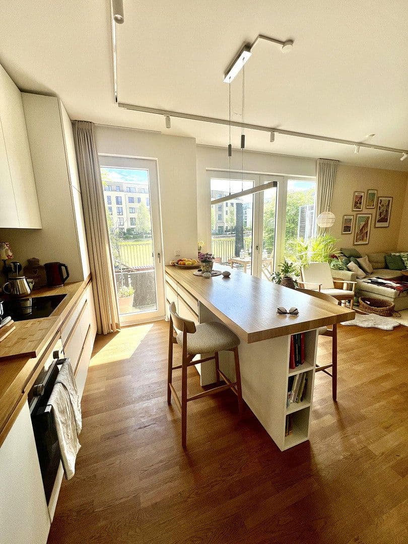 Predaj bytu 5-izbový 143 m², Berlin, Berlín Predaj bytu 5-izbový 143 m², Berlin, Berlín