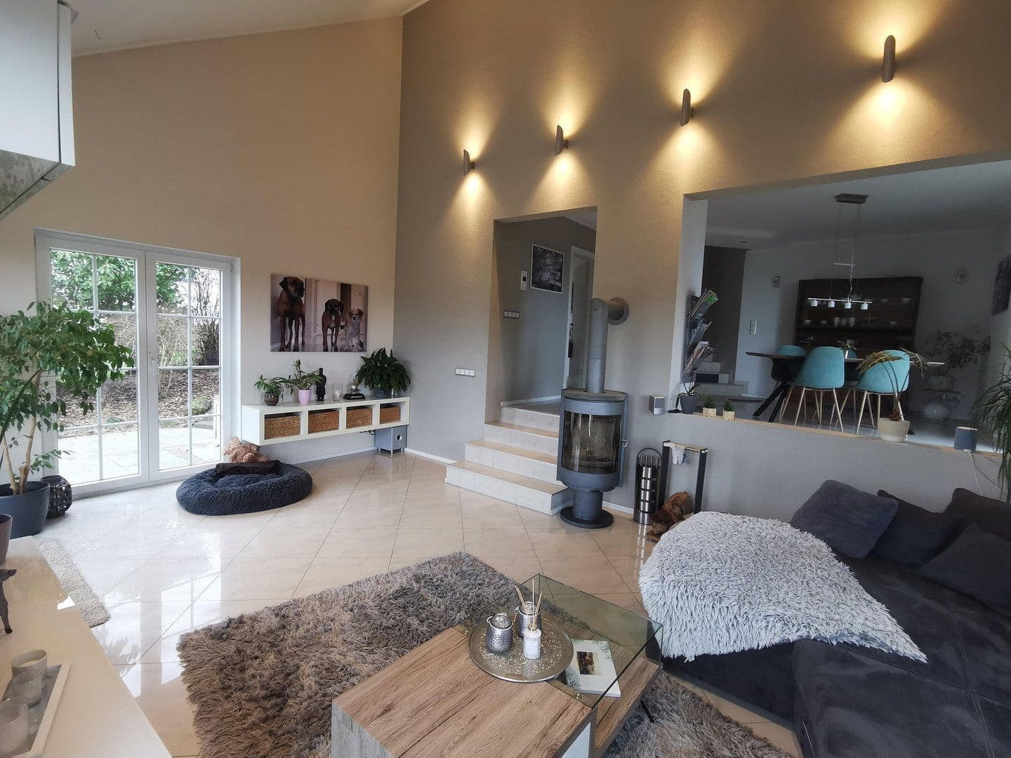 Predaj domu 240 m², pozemek 1.000 m², Gilzem, Porýnie-Falcko Predaj domu 240 m², pozemek 1.000 m², Gilzem, Porýnie-Falcko