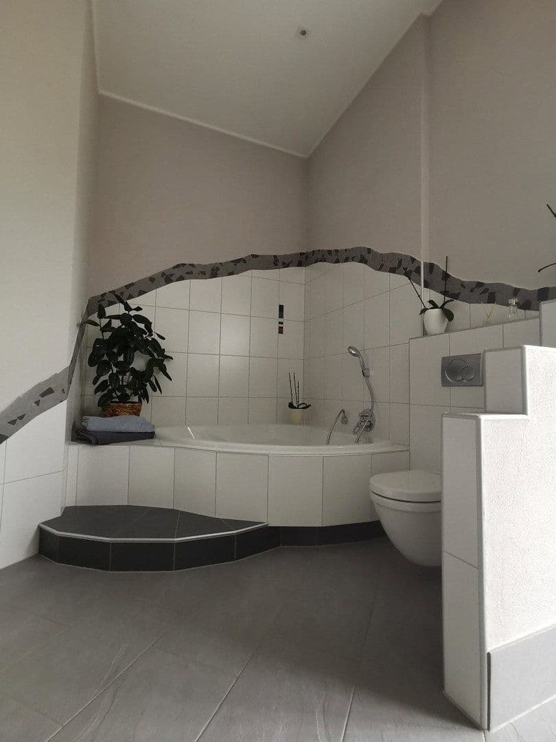Predaj domu 240 m², pozemek 1.000 m², Gilzem, Porýnie-Falcko Predaj domu 240 m², pozemek 1.000 m², Gilzem, Porýnie-Falcko