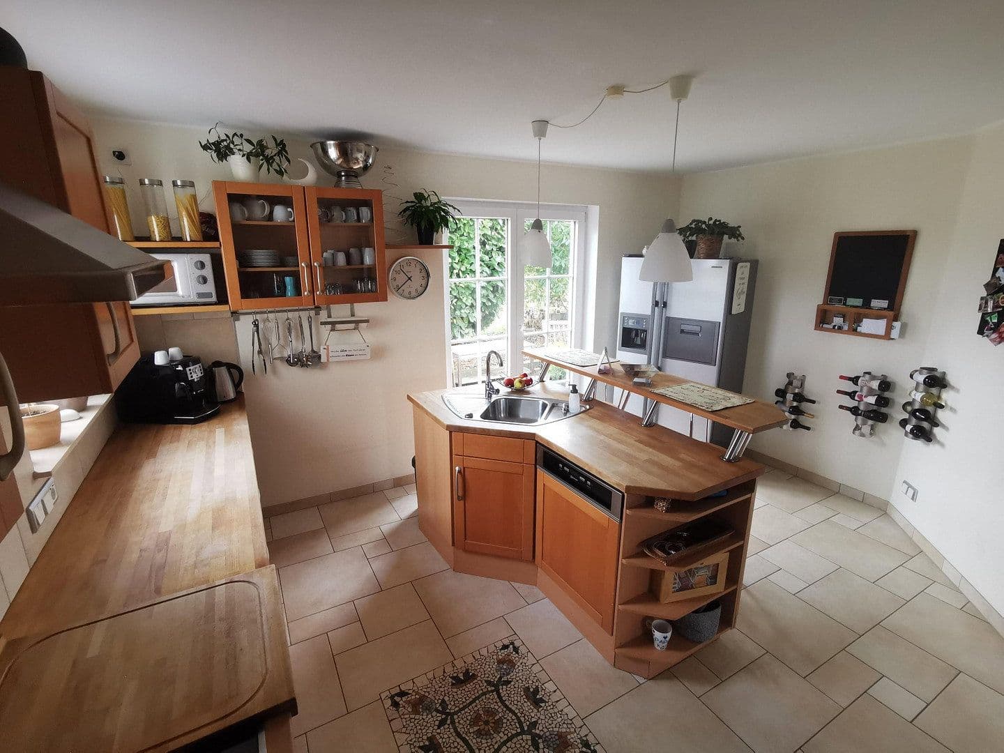 Predaj domu 240 m², pozemek 1.000 m², Gilzem, Porýnie-Falcko Predaj domu 240 m², pozemek 1.000 m², Gilzem, Porýnie-Falcko