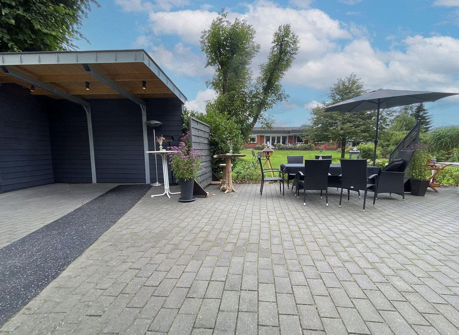 Predaj domu 250 m², pozemek 508 m², Harrislee, Šlezvicko-Holštajnsko Predaj domu 250 m², pozemek 508 m², Harrislee, Šlezvicko-Holštajnsko