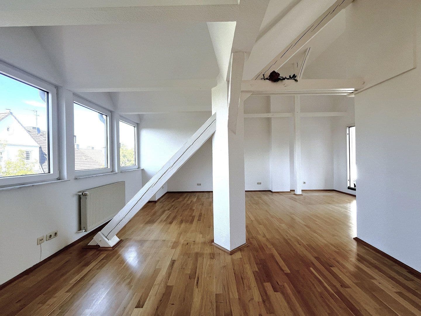 Predaj bytu 4-izbový 146 m², Essen, Severné Porýnie - Westfálsko Predaj bytu 4-izbový 146 m², Essen, Severné Porýnie - Westfálsko