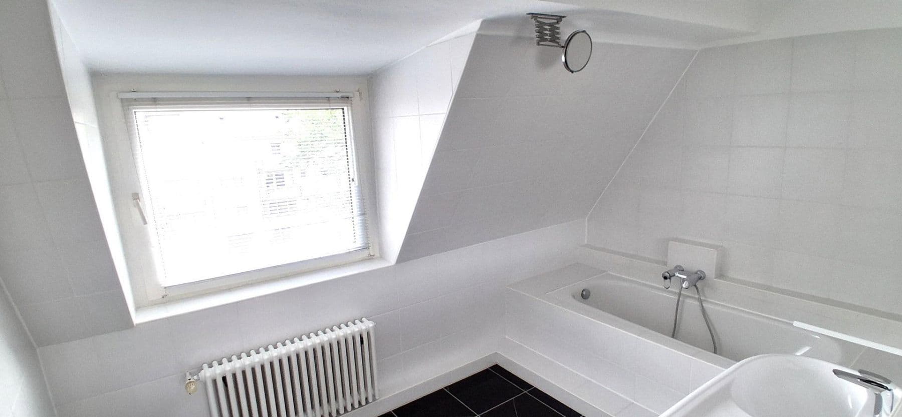 Predaj bytu 4-izbový 146 m², Essen, Severné Porýnie - Westfálsko Predaj bytu 4-izbový 146 m², Essen, Severné Porýnie - Westfálsko