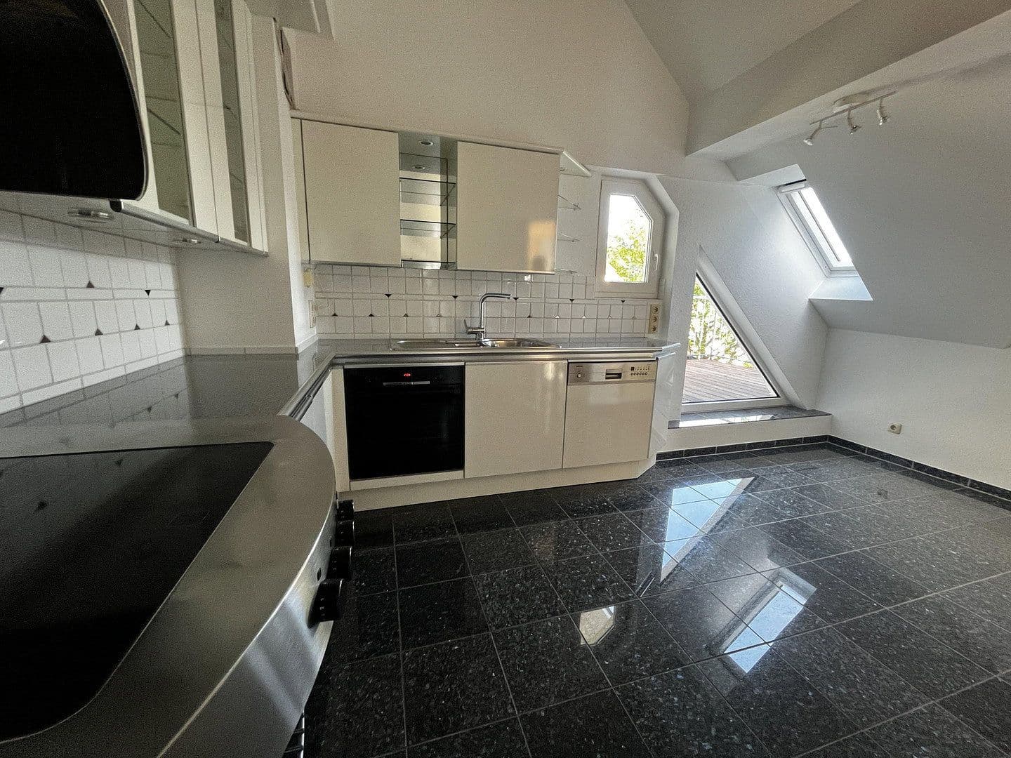 Predaj bytu 4-izbový 146 m², Essen, Severné Porýnie - Westfálsko Predaj bytu 4-izbový 146 m², Essen, Severné Porýnie - Westfálsko