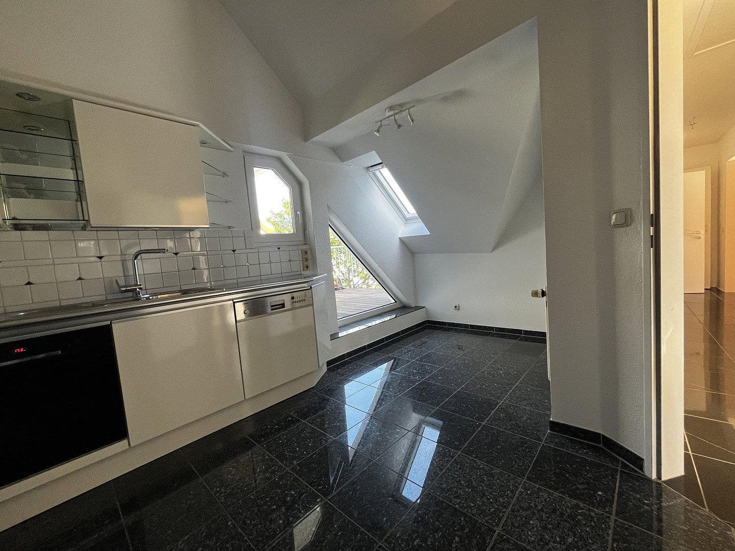 Predaj bytu 4-izbový 146 m², Essen, Severné Porýnie - Westfálsko Predaj bytu 4-izbový 146 m², Essen, Severné Porýnie - Westfálsko