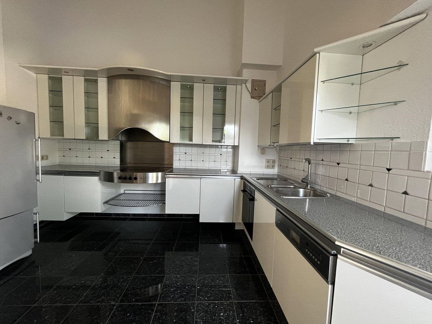 Predaj bytu 4-izbový 146 m², Essen, Severné Porýnie - Westfálsko Predaj bytu 4-izbový 146 m², Essen, Severné Porýnie - Westfálsko