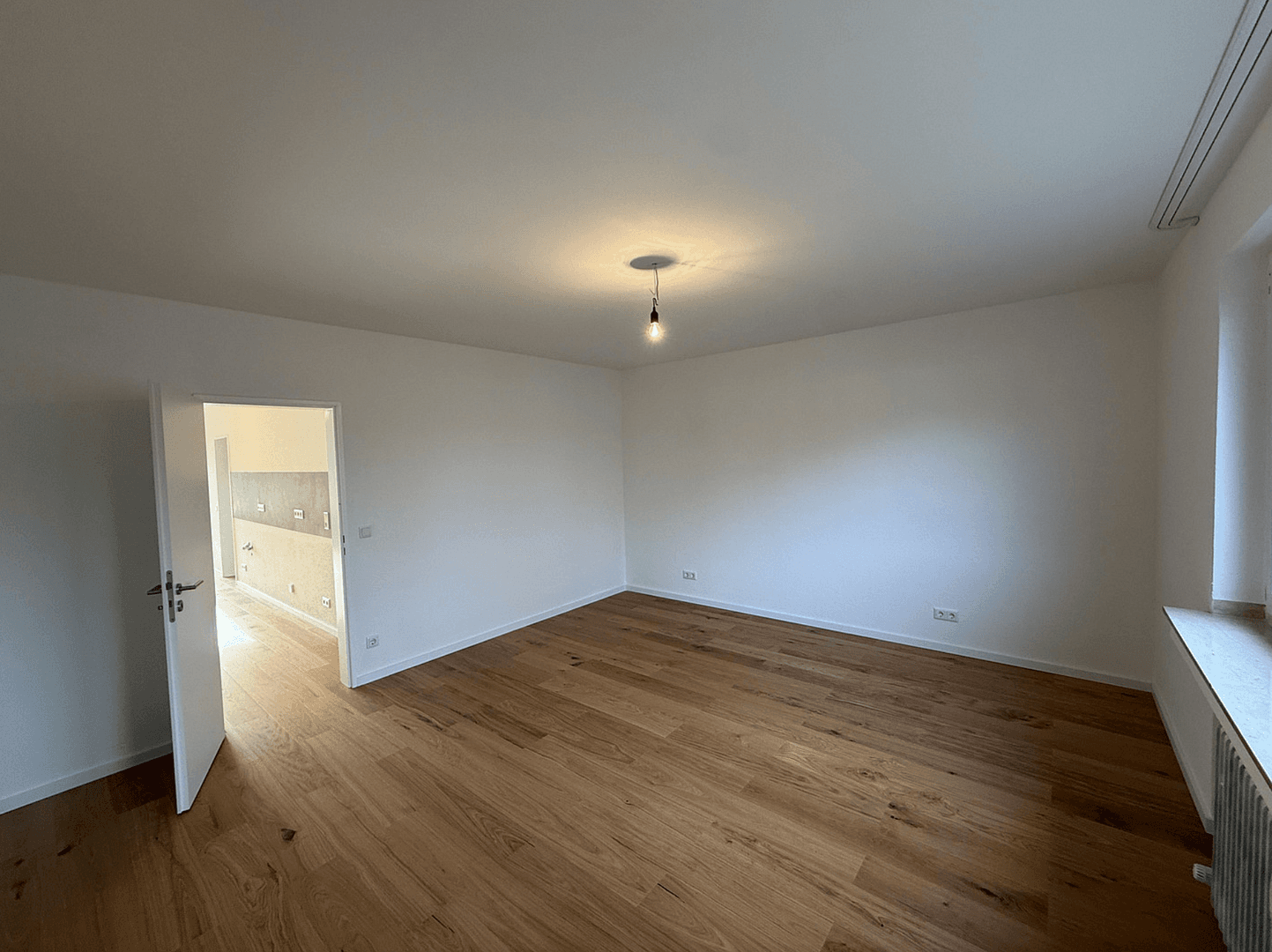 Predaj bytu 3-izbový 65 m², Düsseldorf, Severné Porýnie - Westfálsko Predaj bytu 3-izbový 65 m², Düsseldorf, Severné Porýnie - Westfálsko