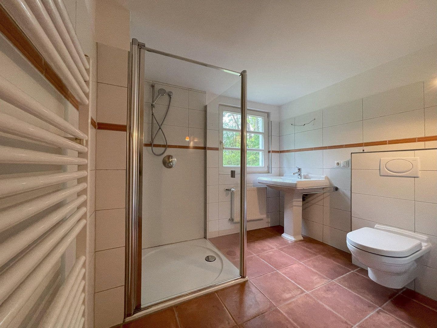 Prenájom domu 148 m², pozemek 4.958 m², Grambek, Šlezvicko-Holštajnsko Prenájom domu 148 m², pozemek 4.958 m², Grambek, Šlezvicko-Holštajnsko